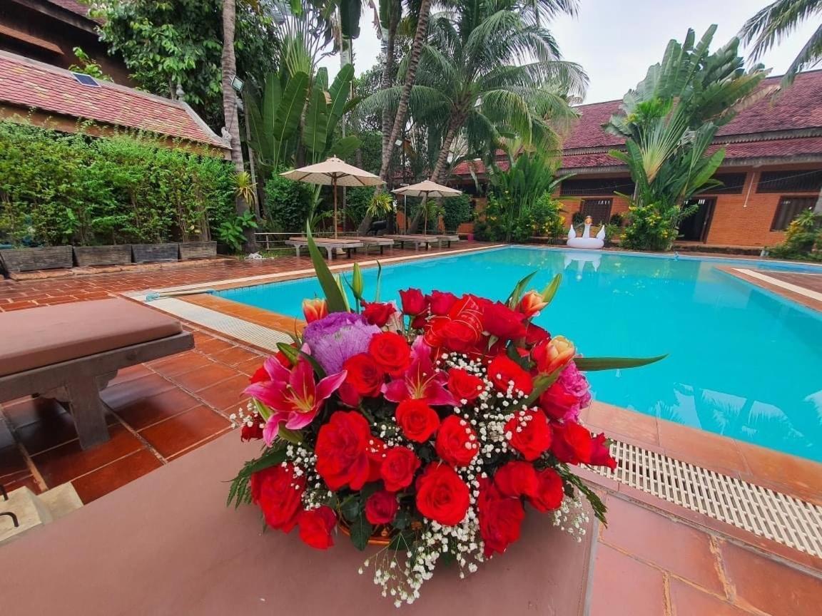 แซมมูน โฮเทล อังกอร์ วูดเดนเฮาส์ Hotel เสียมราฐ ภายนอก รูปภาพ